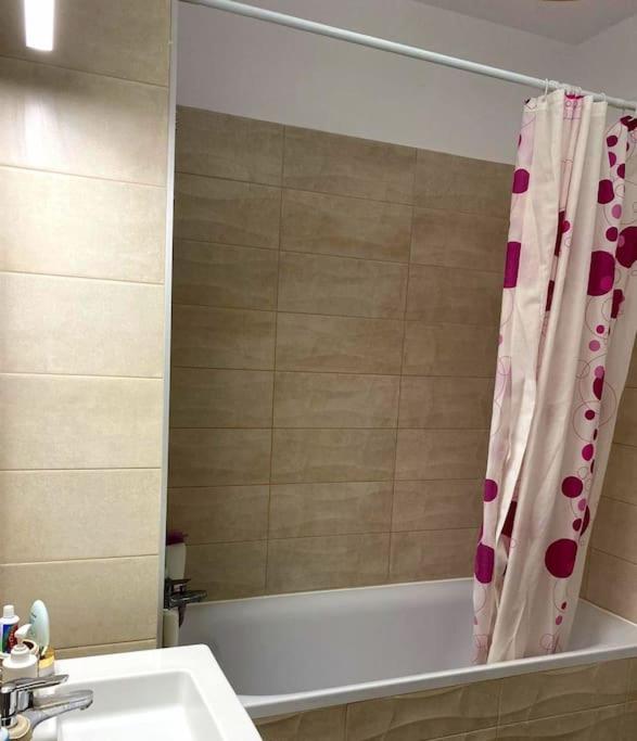 אראד Luxury Apartment מראה חיצוני תמונה